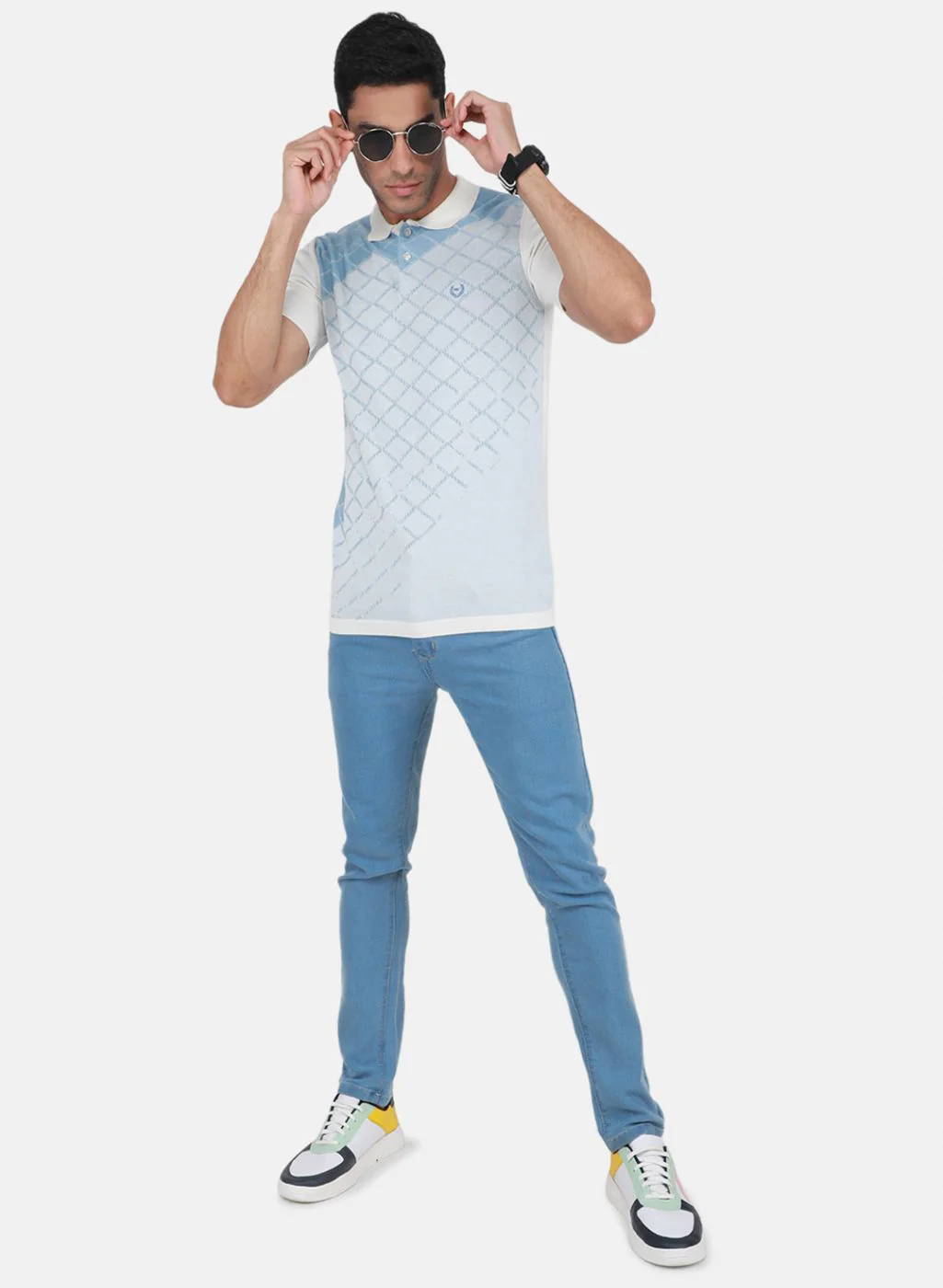 Men Off White Self Design T-Shirt - Image 4
