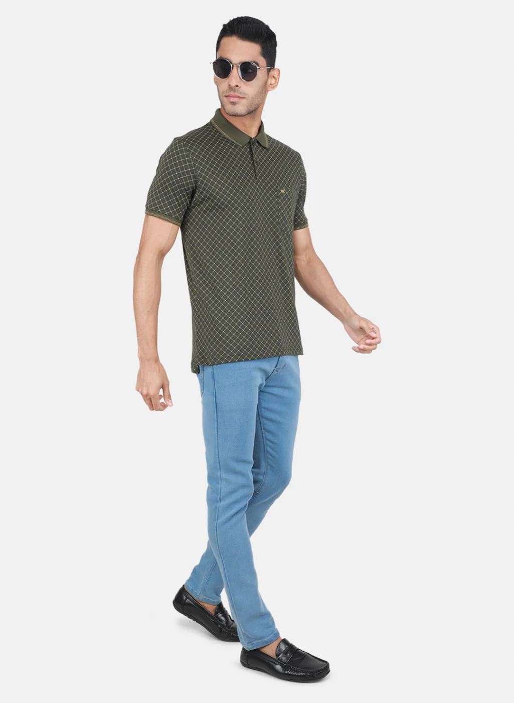 Men Olive Printed T-Shirt - Image 4