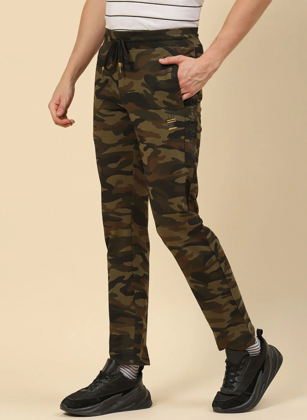 Men Olive Regular Fit Lower - Image 3