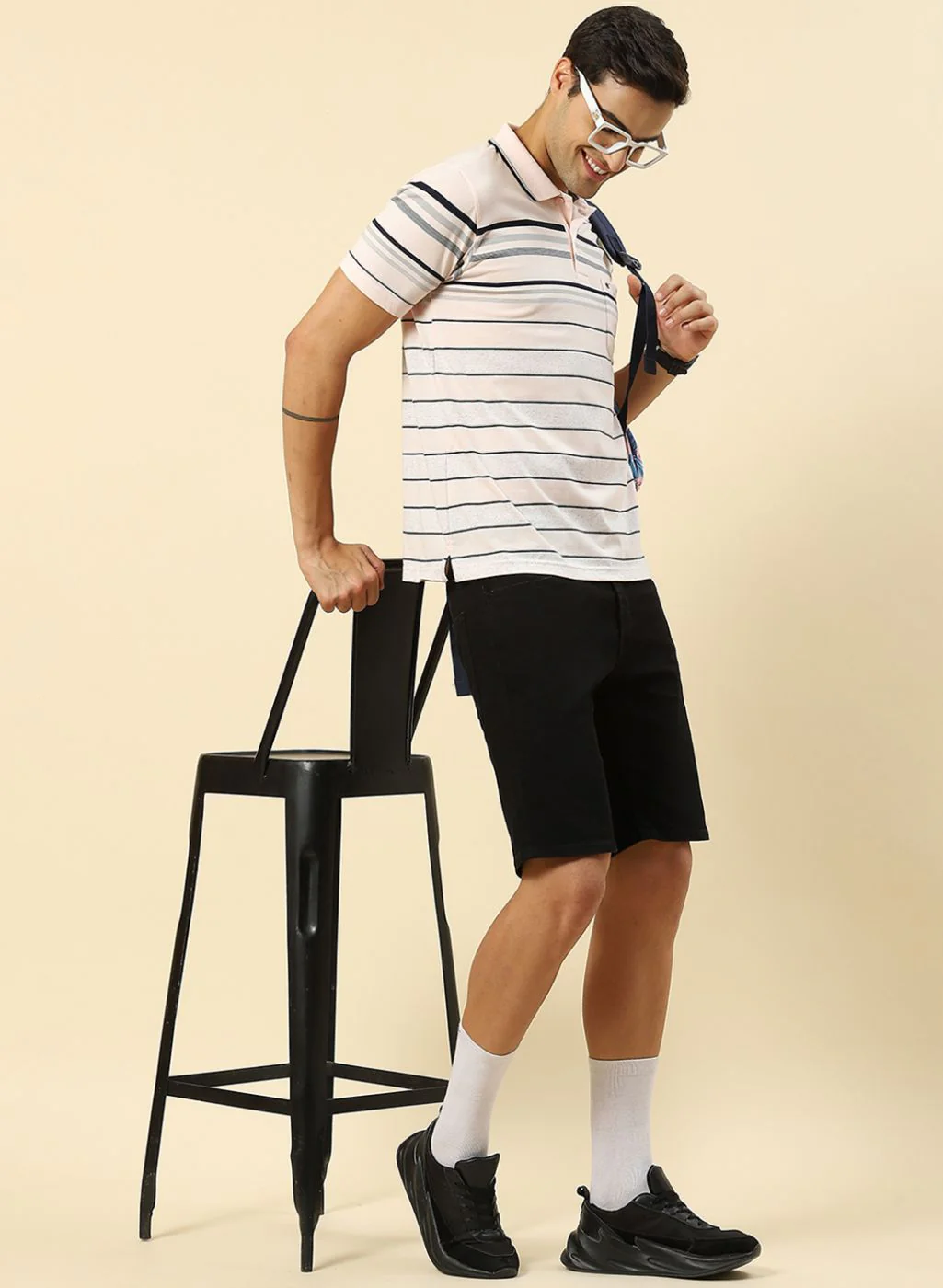 Men Pink Stripe T-Shirt - Image 5