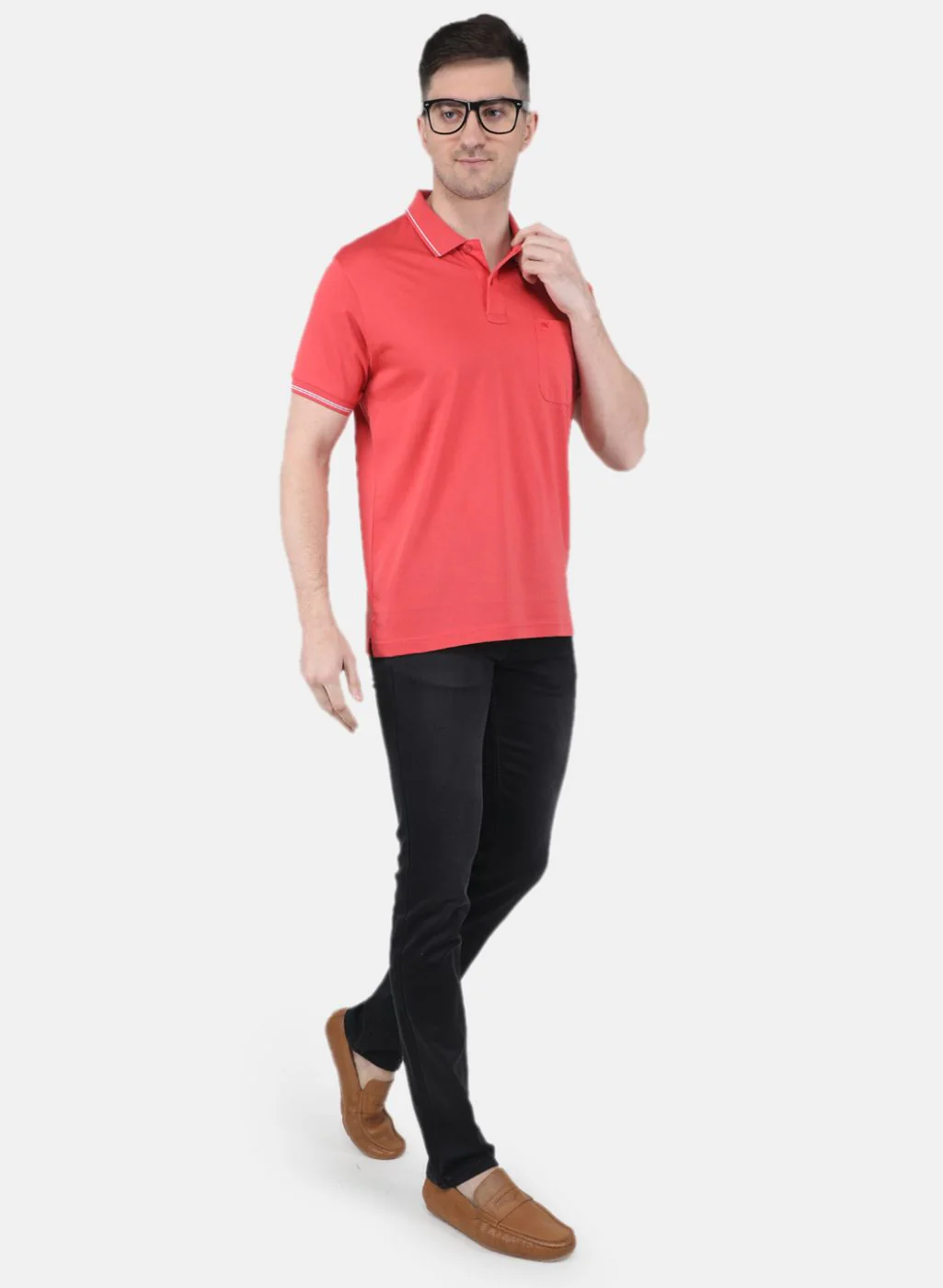 Men Red Solid T-Shirt - Image 4
