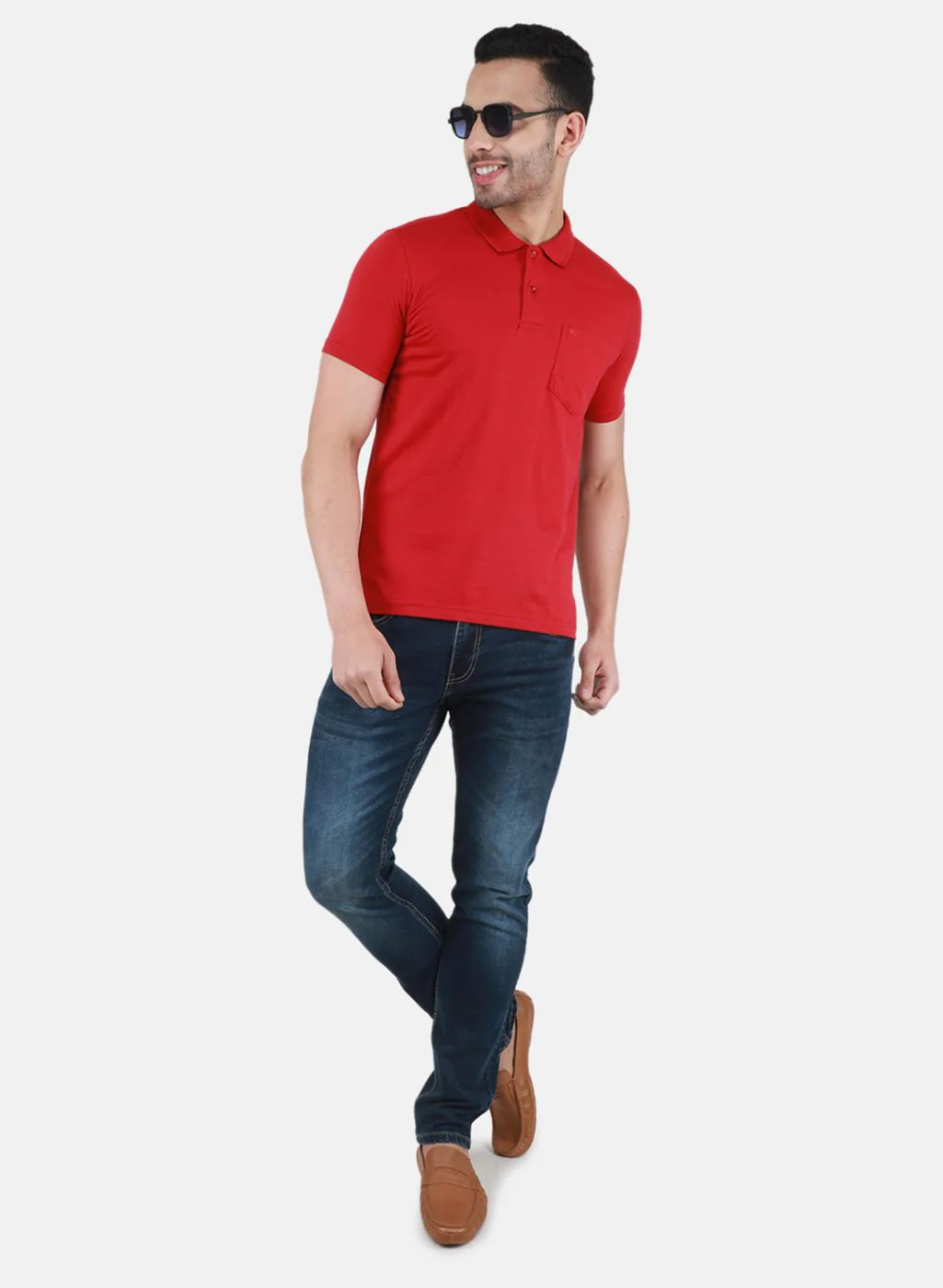 Men Red Solid T-Shirt - Image 4