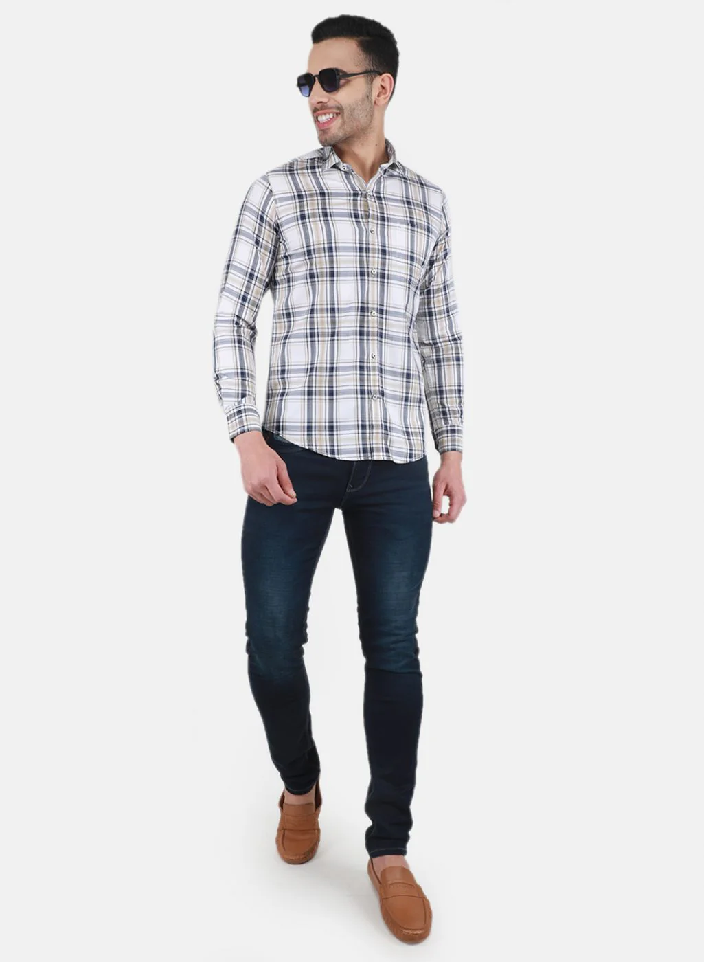 Men White Check Shirt - Image 4