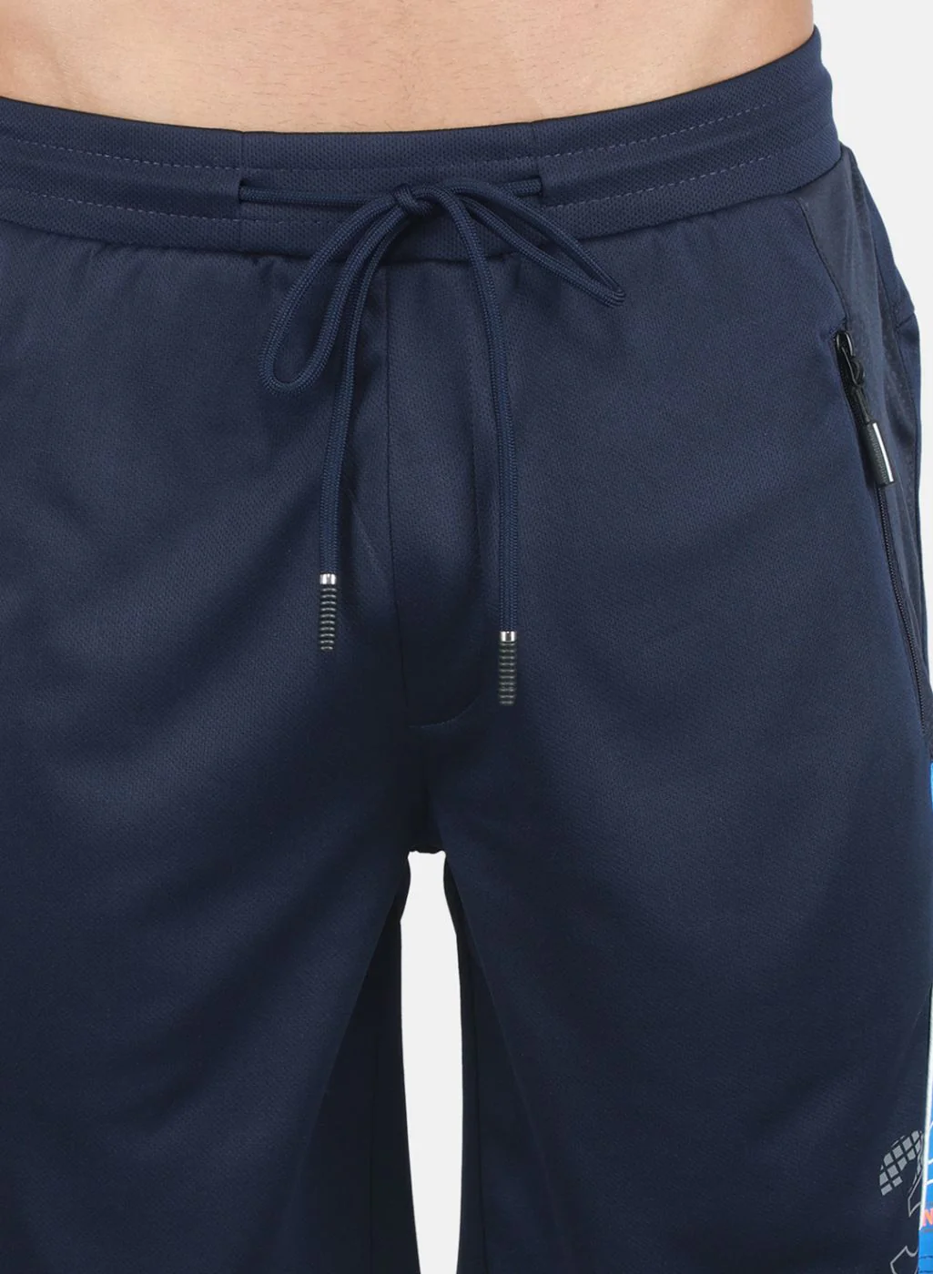 Men White & NAvy Blue Solid Bermuda Set - Image 5