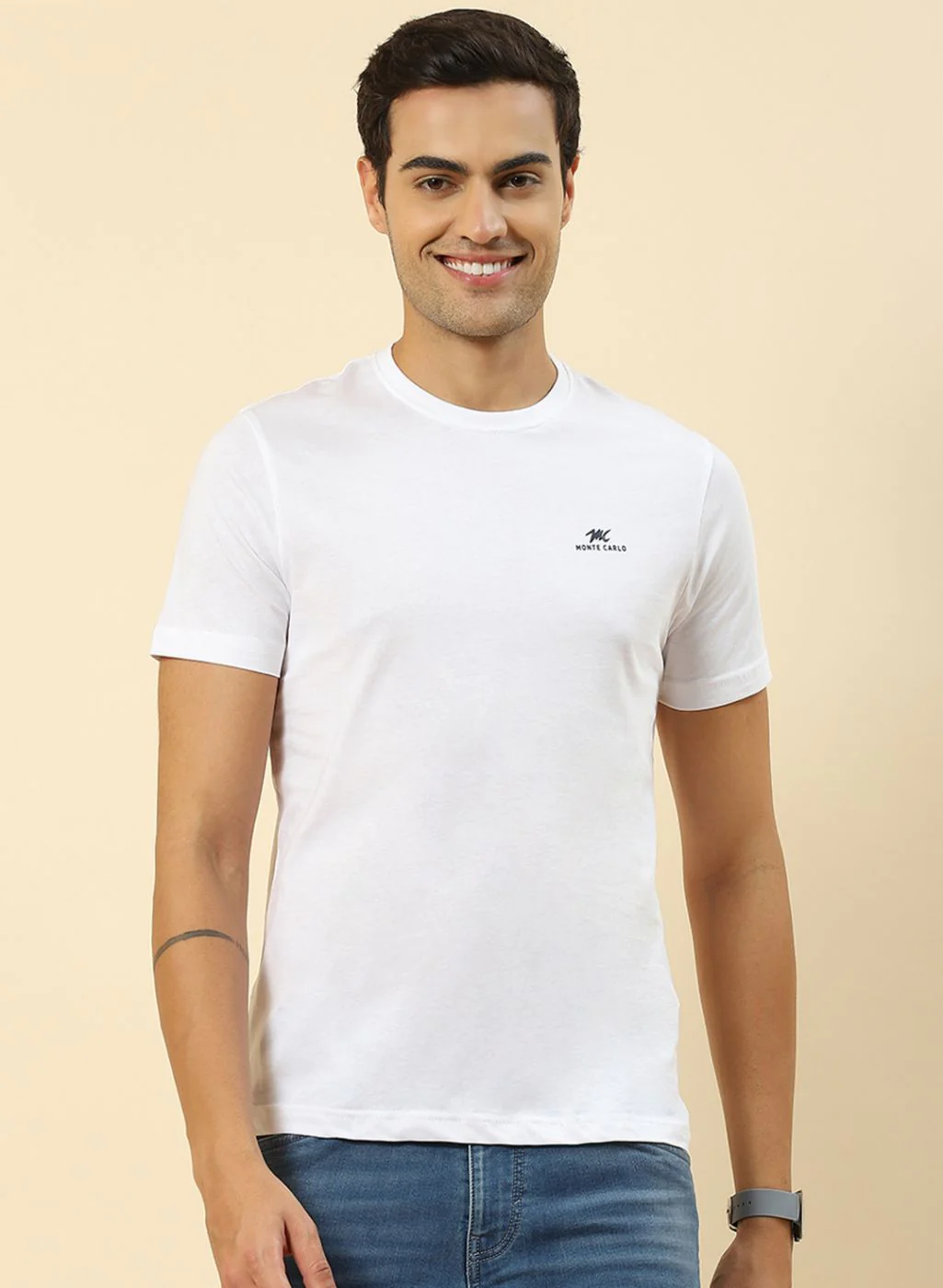 Men White Plain T-Shirt - Image 5