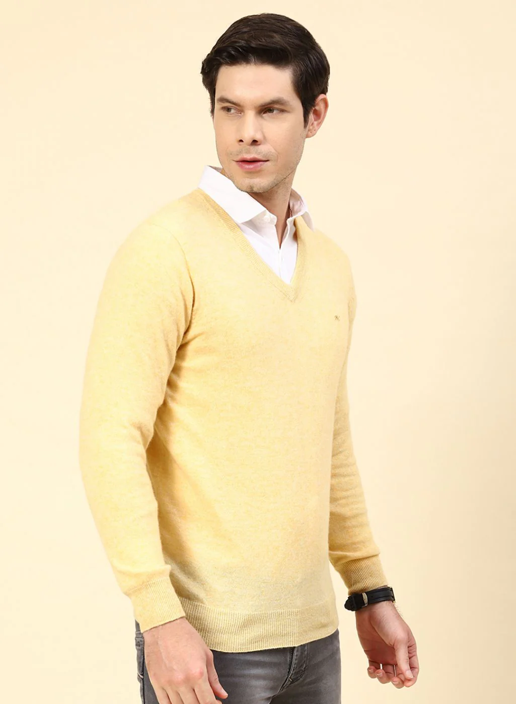 Men Yellow Solid Lamb wool Pullover - Image 4