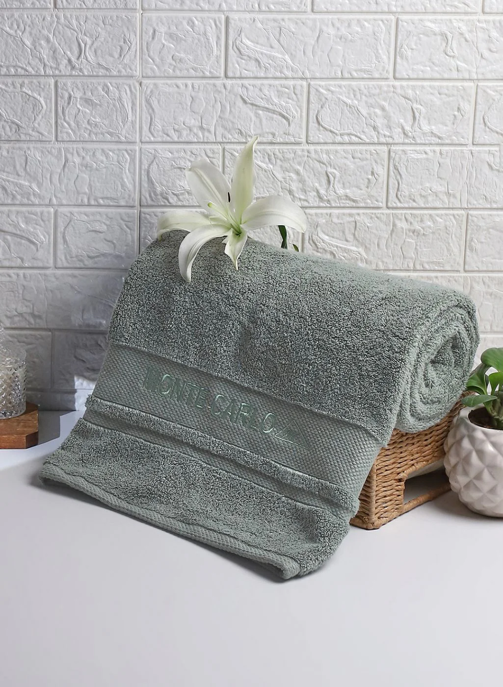 Olive Cotton 625 GSM Bath Towel - Image 2