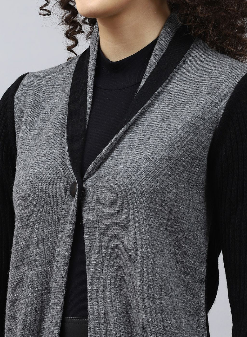 Women Black Solid Wool blend Cardigan - Image 6