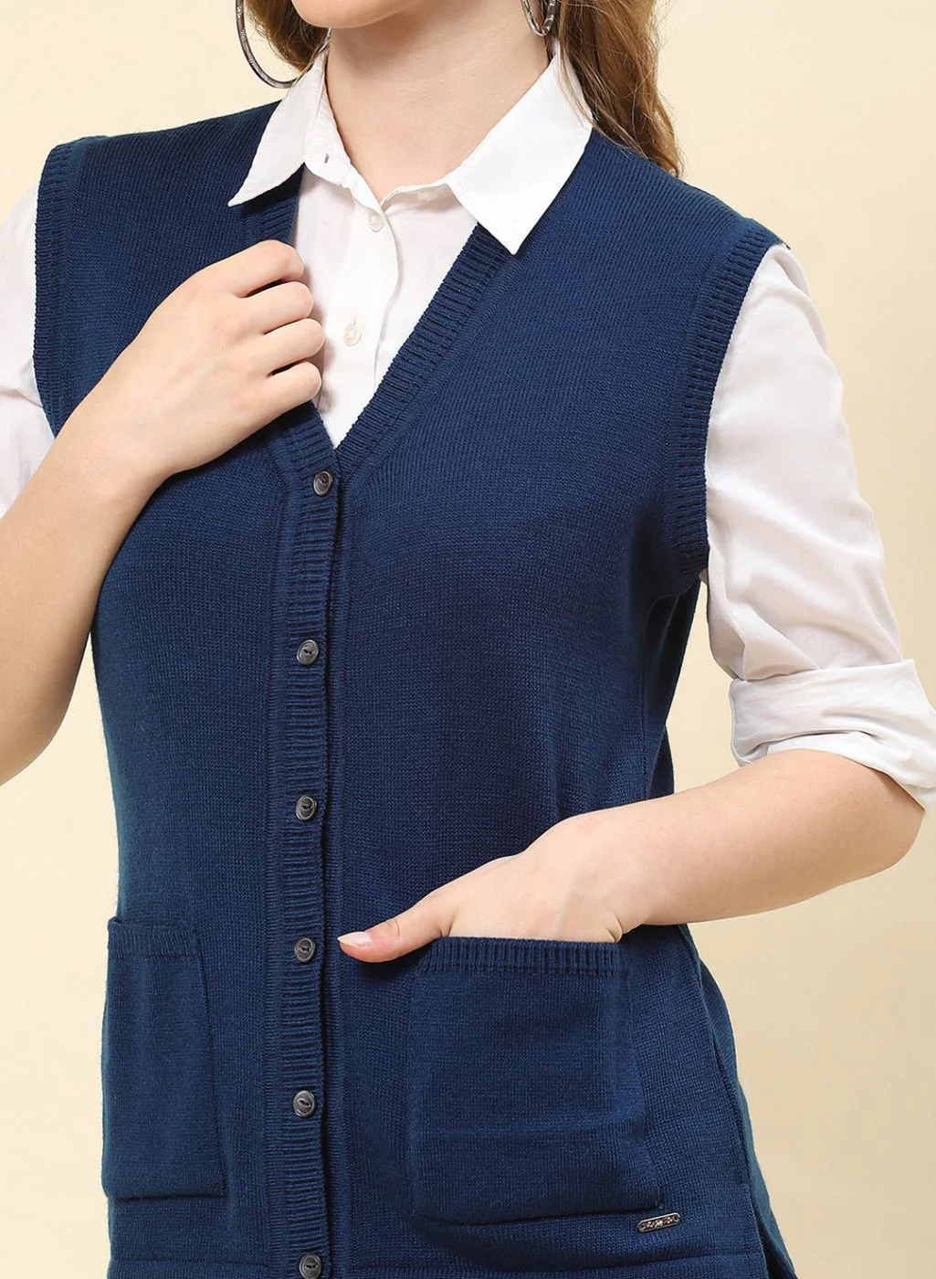 Women Blue Solid Blend wool Cardigan - Image 6