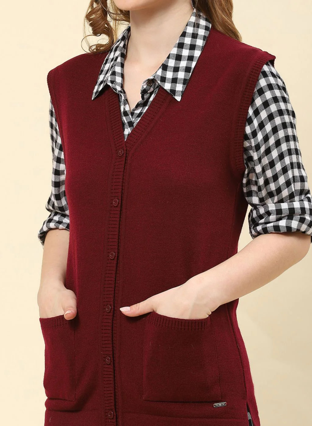 Women Burgundy Solid Blend wool Cardigan - Image 6
