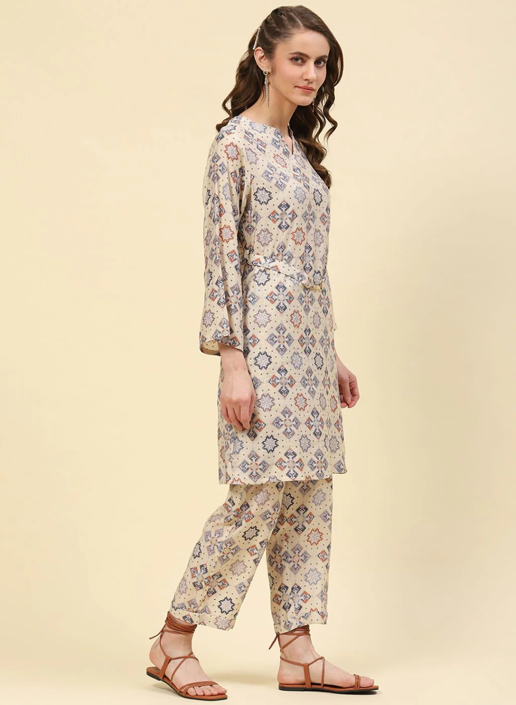 Women Cream Printed CoordiNAte Set - Image 3