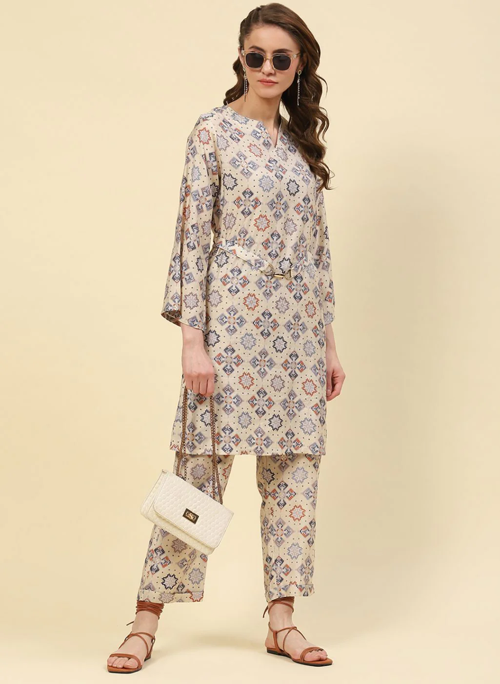 Women Cream Printed CoordiNAte Set - Image 5