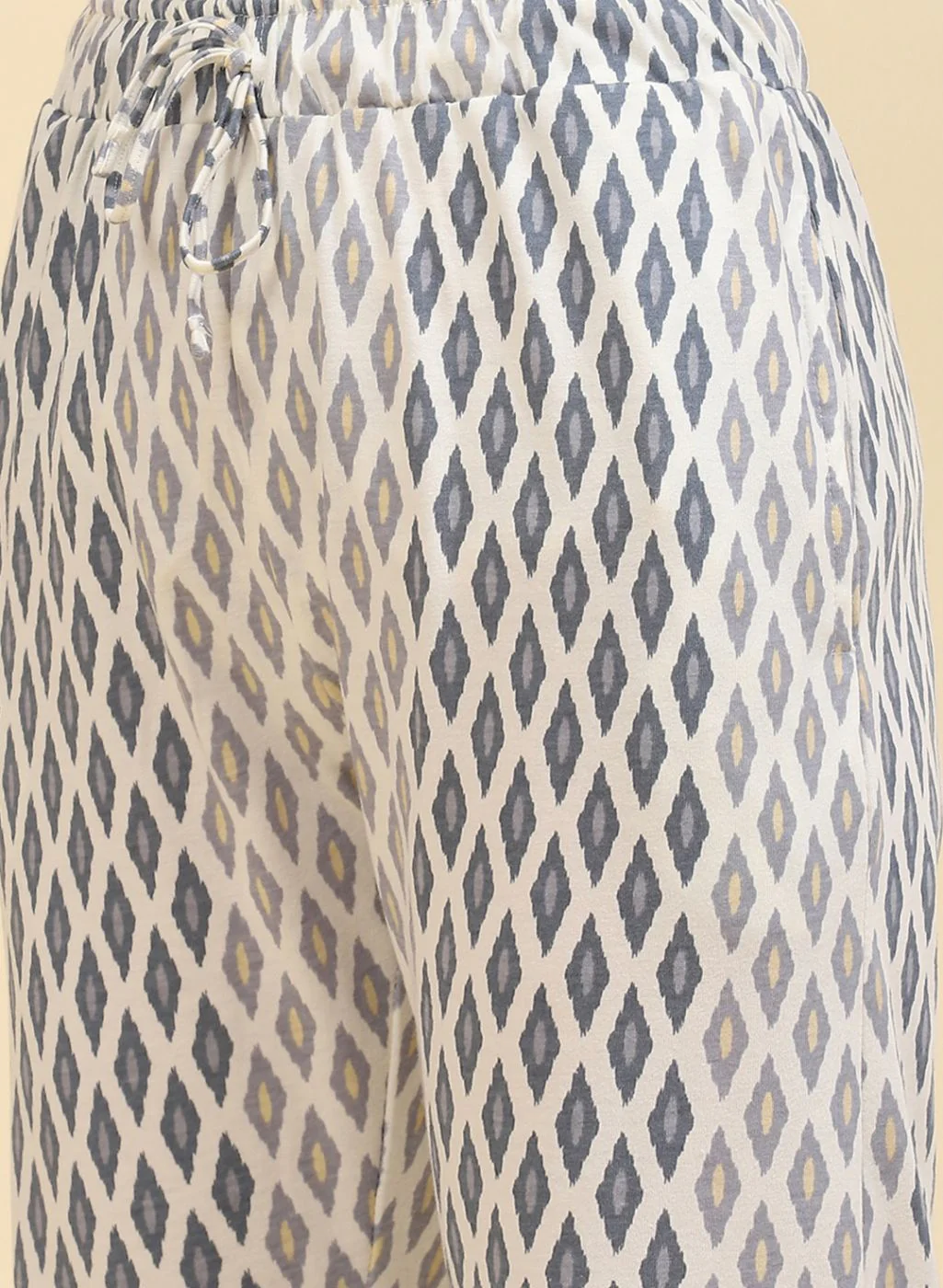 Women Cream Printed Lower Set - Image 7