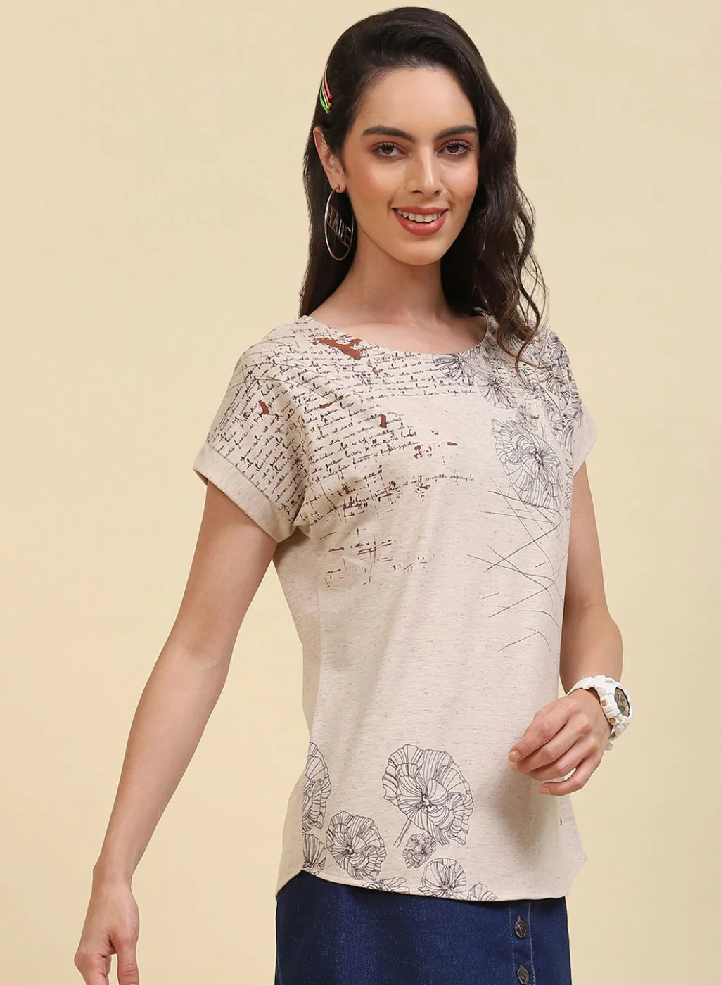 Women Cream Printed Top - Image 3