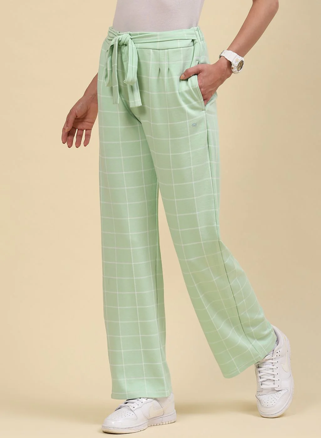 Women Green Jaquard Palazzo Set - Image 2