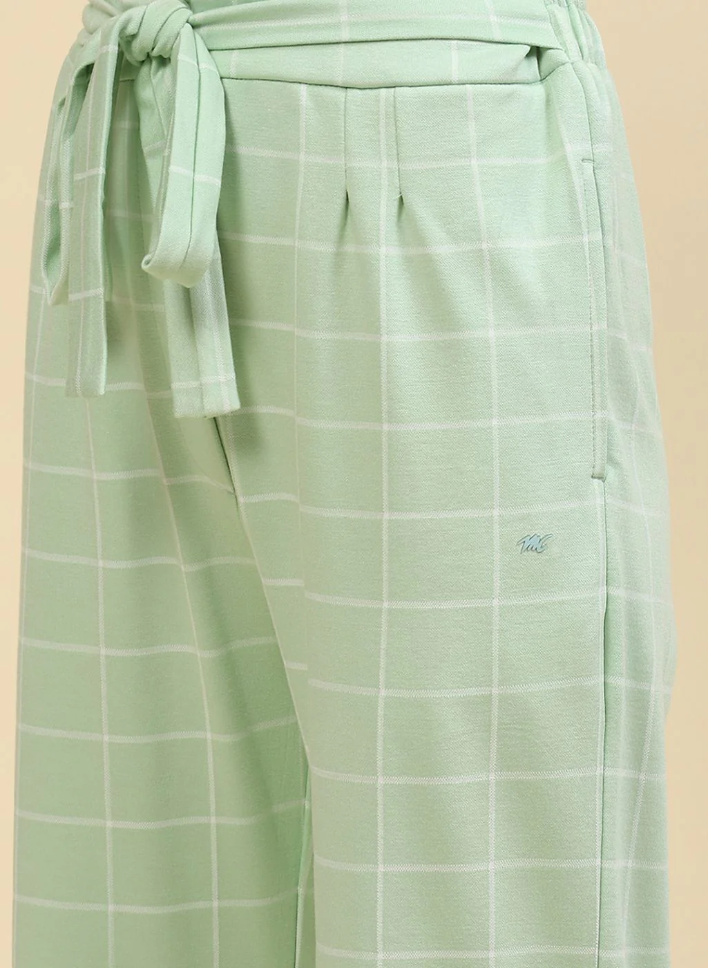 Women Green Jaquard Palazzo Set - Image 6