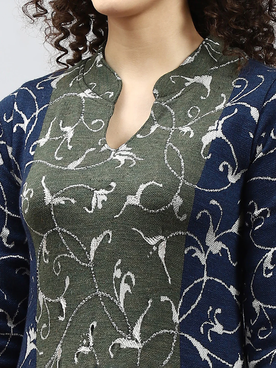 Women Green Self Design Kurti+Lower Set for Winter - Image 8