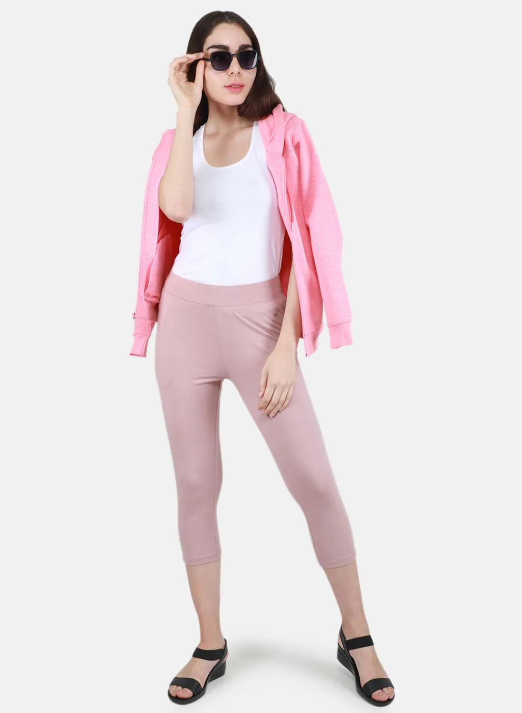Women Light Pink Solid Capri - Image 4