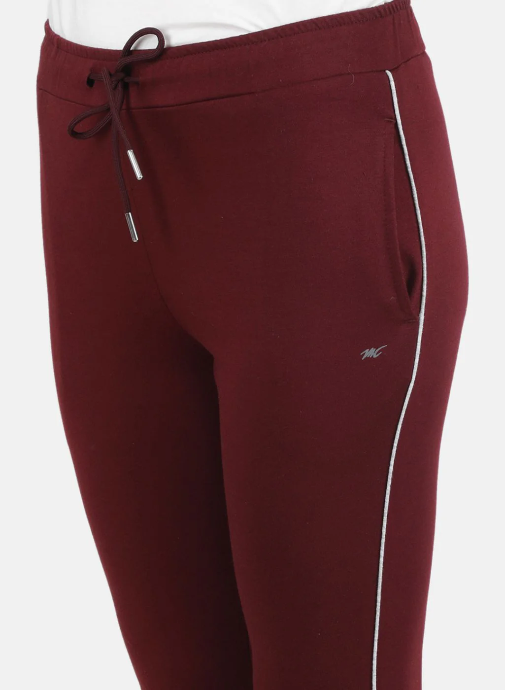Women Maroon Solid Capri - Image 5