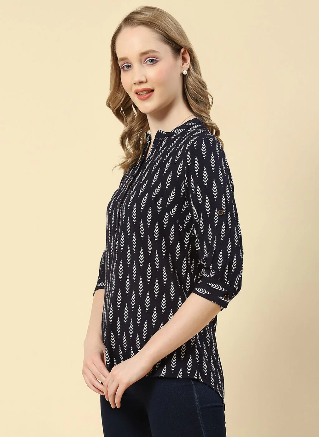 Women NAvy Blue Printed Top - Image 2