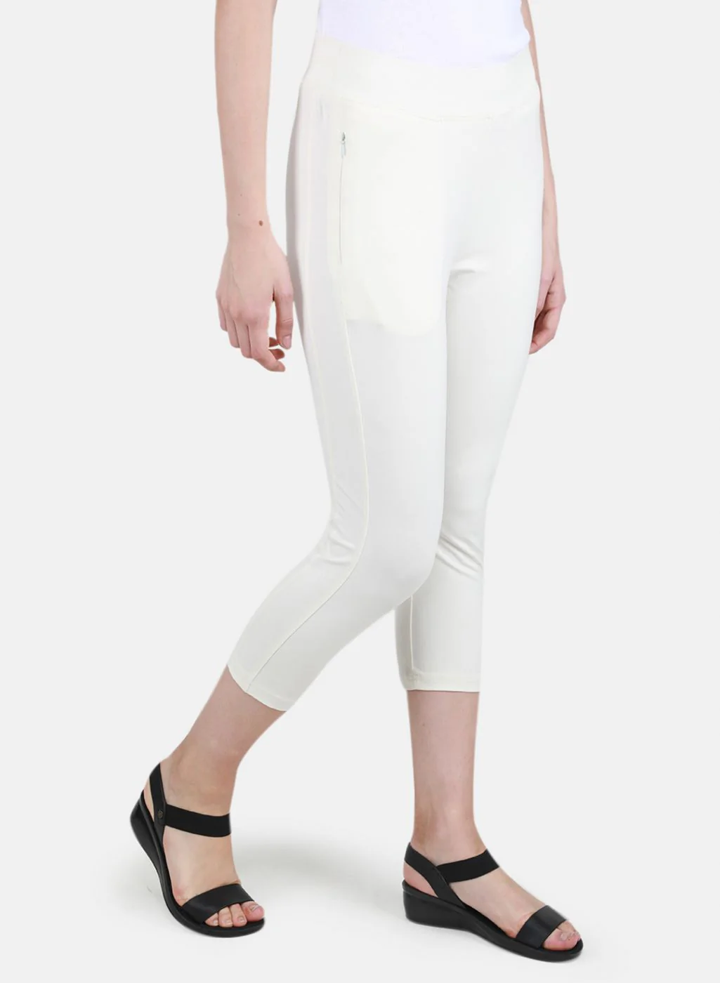 Women Off White Solid Capri - Image 6