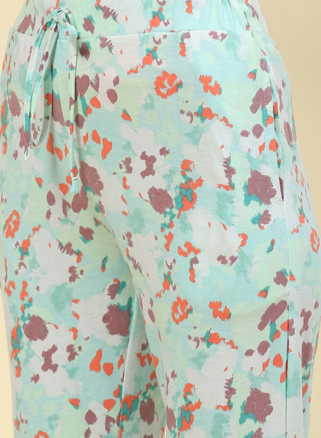Women Peach Printed Lower Set - Image 7