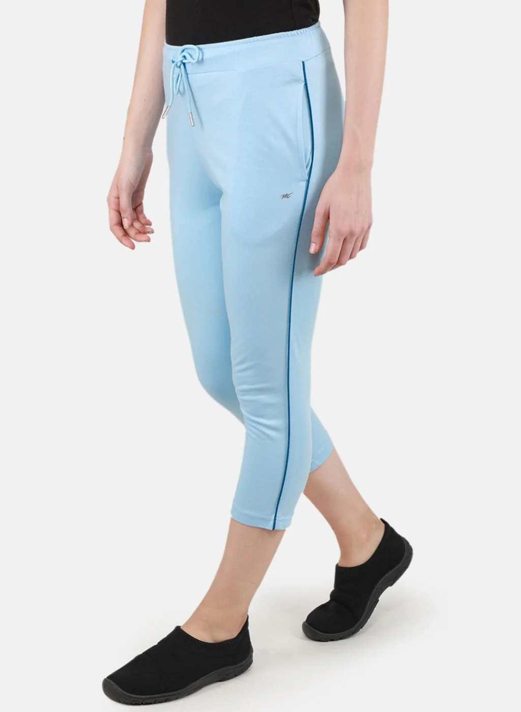 Women Sky Blue Solid Capri - Image 2