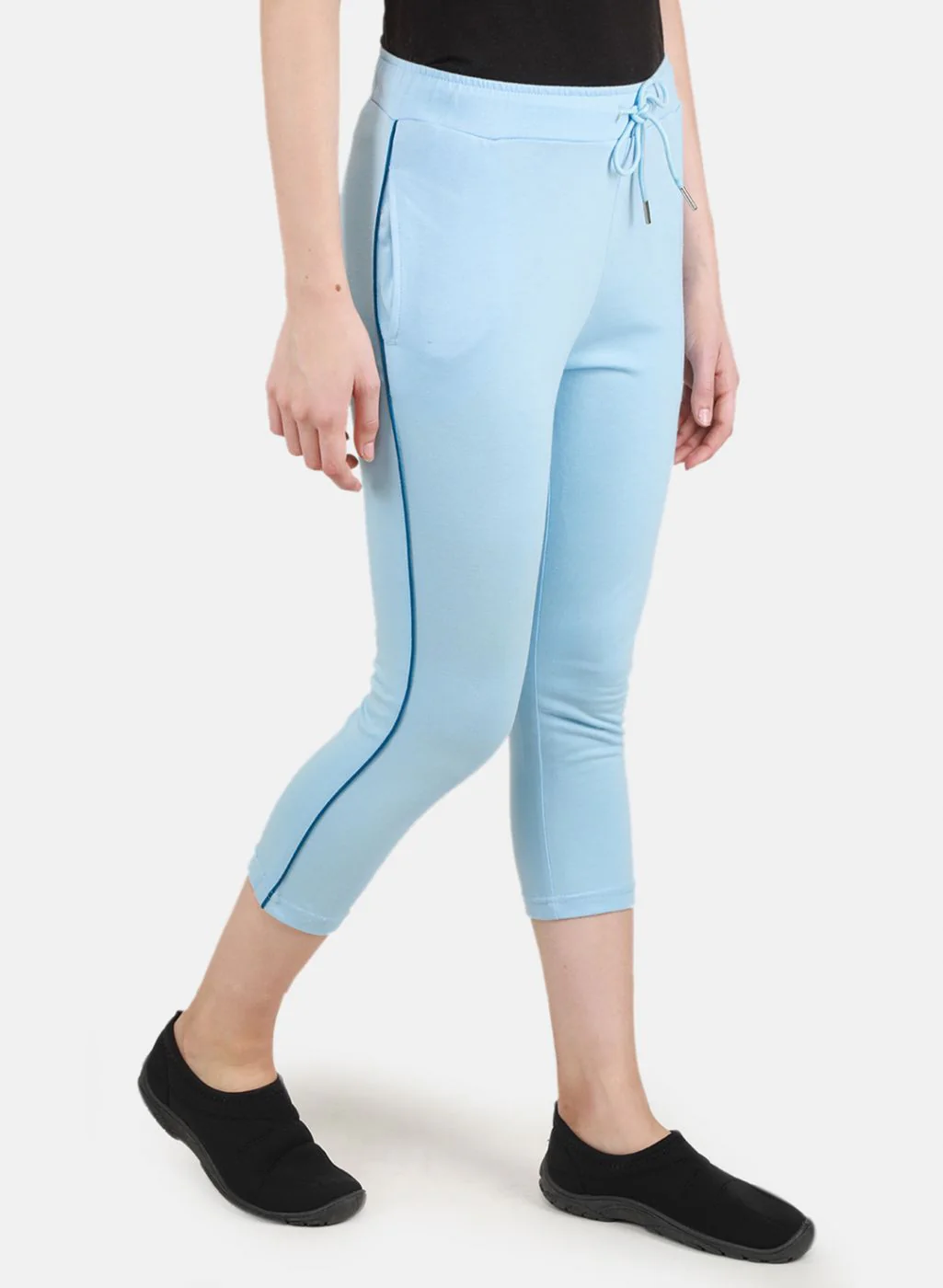 Women Sky Blue Solid Capri - Image 6