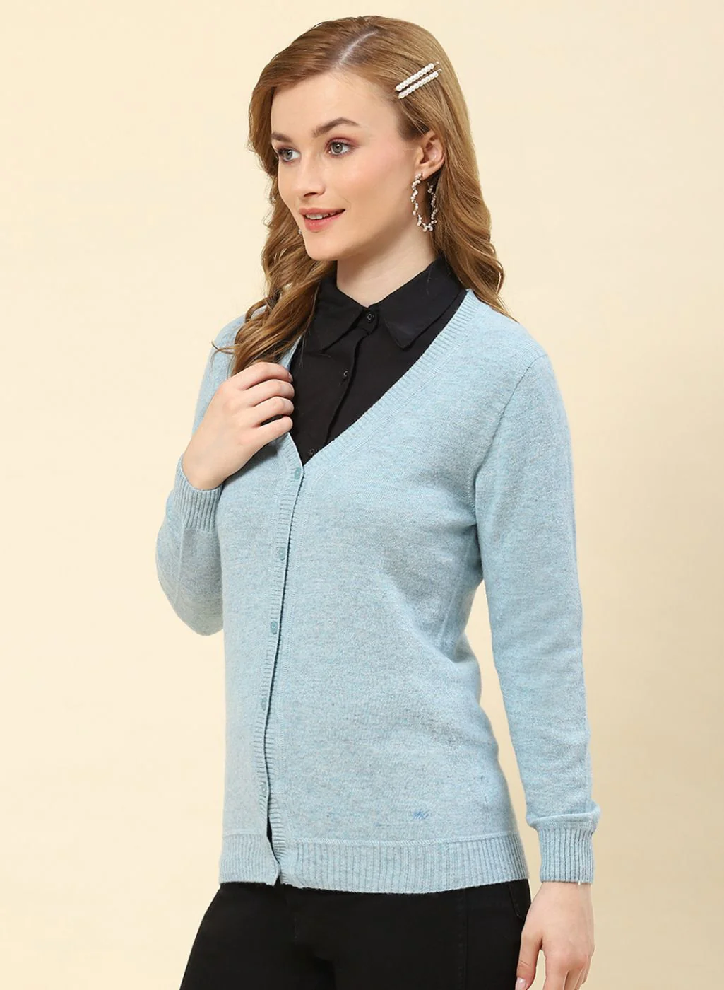 Women Sky Blue Solid Lamb wool Cardigan - Image 3