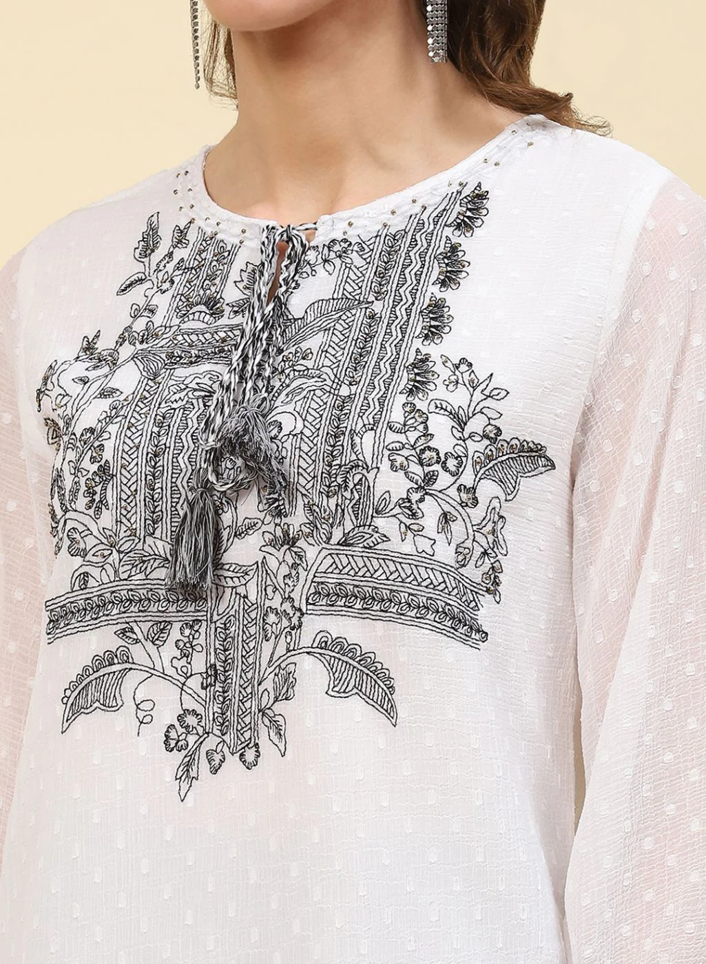 Women White Embroidered Top - Image 6
