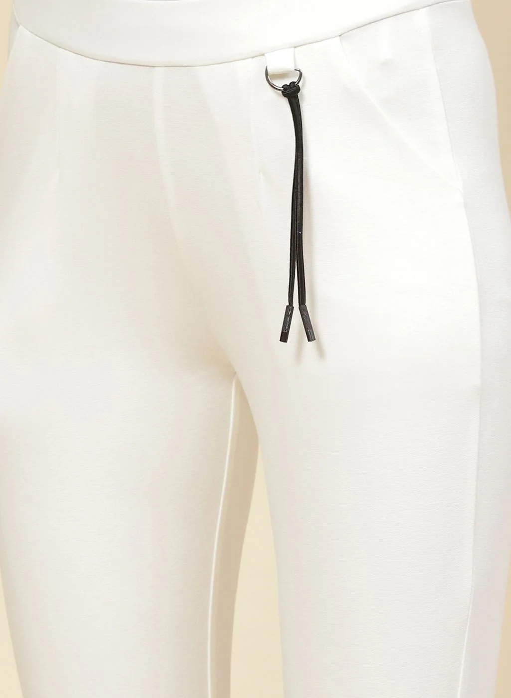 Women White Plain Jegging - Image 6