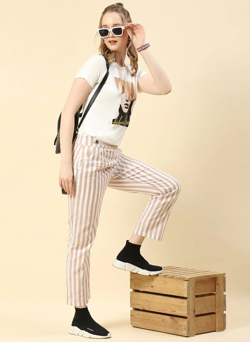 Women White Regular Fit Lower - Image 5