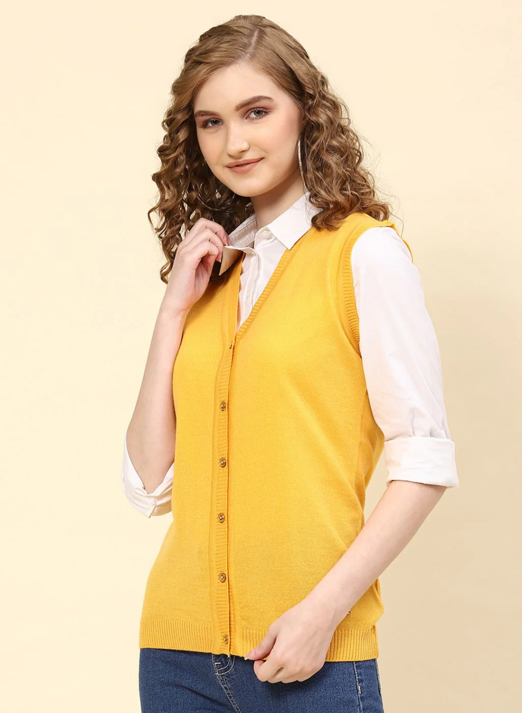Women Yellow Solid Wool blend Cardigan - Image 3
