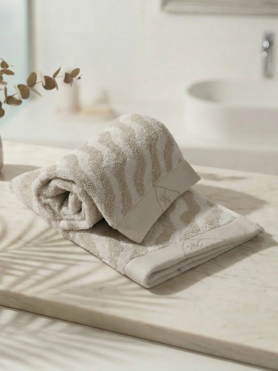 Premium Beige & White Pure Cotton Self Design 500 GSM Hand Towel 2 Pc Set (Green Weave Collection) - Image 2
