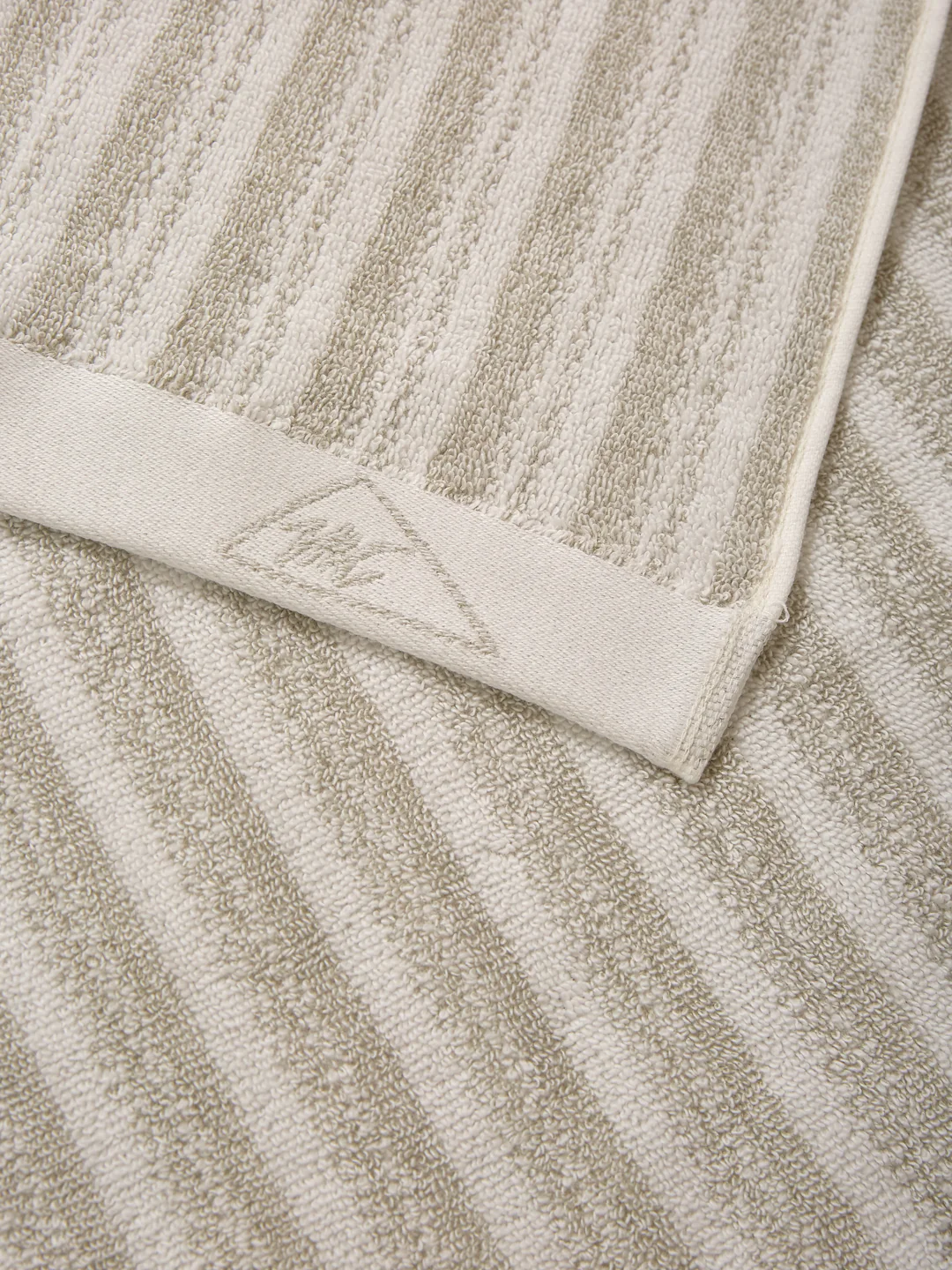 Premium Beige & White Pure Cotton Self Design 500 GSM Hand Towel 2 Pc Set (Green Weave Collection) - Image 9