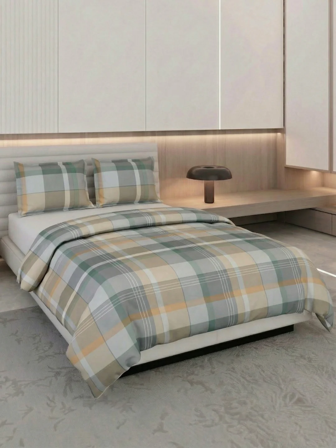 Premium Checked Double Bed 3 Ply 100 GSM Comforter Classique Warm Hug Collection Weight 2.5 kg - Image 2