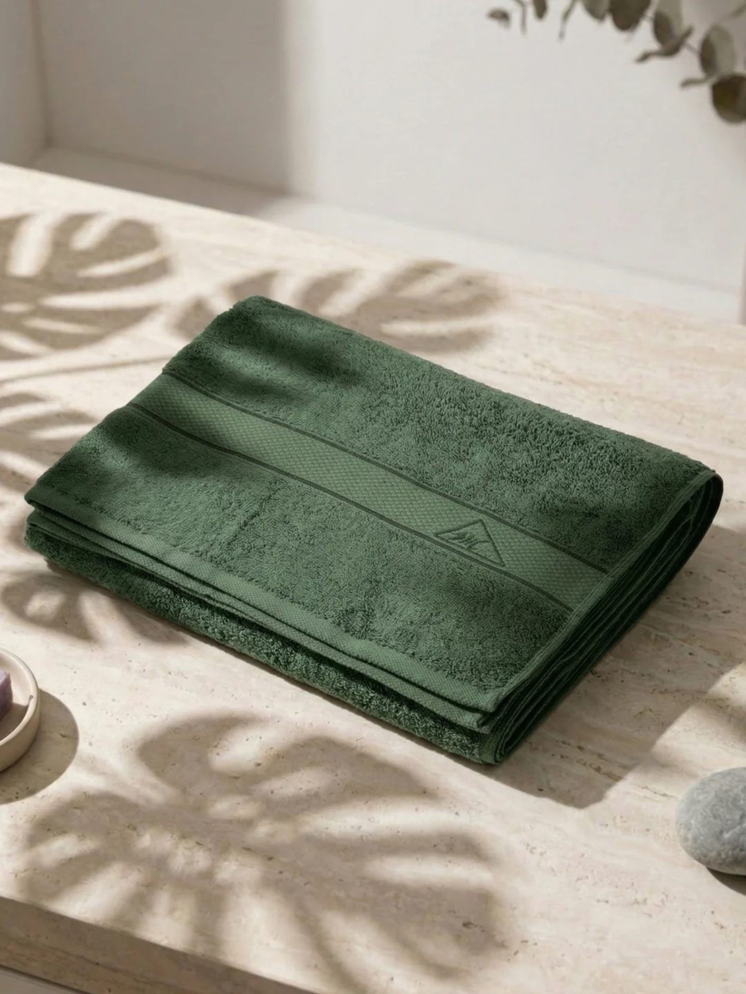Premium Green 100% Cotton Solid 525 GSM Bath Towel Iris 1 Pc Pvc Pack - Image 2