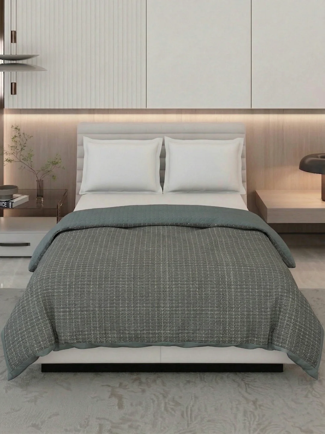 Premium Self Design Double Bed 3 Ply 200 GSM Comforter Cozy Flannel Collection Weight 2.8 kg - Image 3