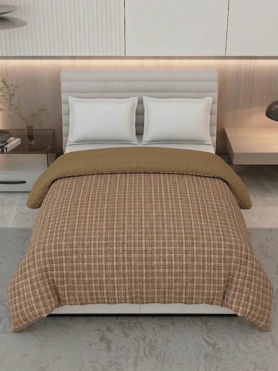 Premium Self Design Double Bed 3 Ply 200 GSM Comforter Cozy Flannel Collection Weight 2.8 kg - Image 4