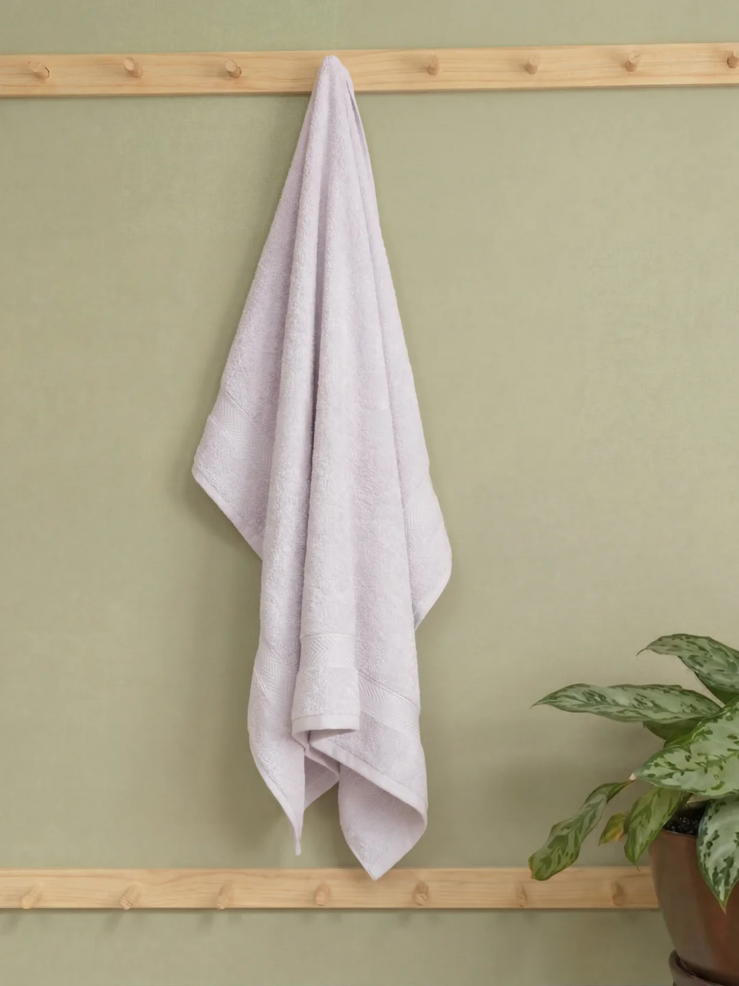 Premium White 100% Cotton Solid 525 GSM Bath Towel Amber 1 Pc Pvc Pack - Image 2