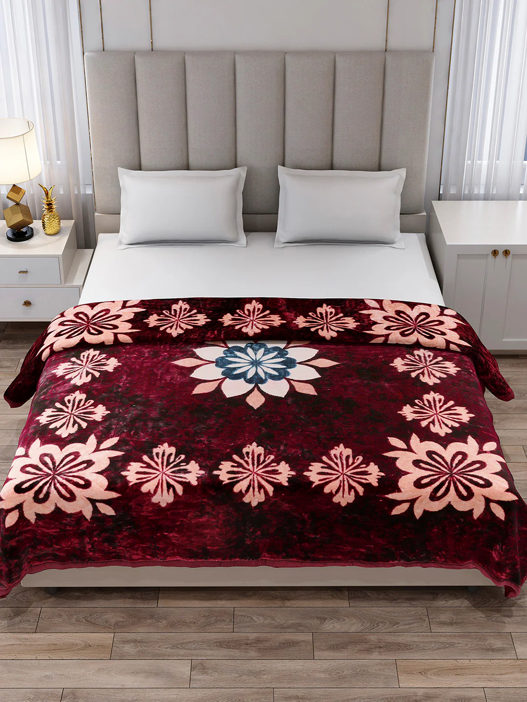 Printed Double Bed 1 Ply, 549 GSM Blanket for Mild Winter - (Roman Box) - Image 3