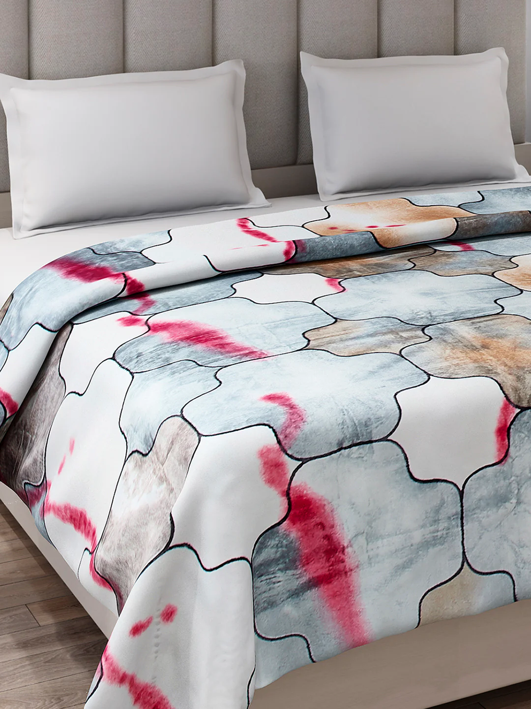 Printed Double Bed 233 GSM Blanket for AC Room - (Plushy) - Image 4