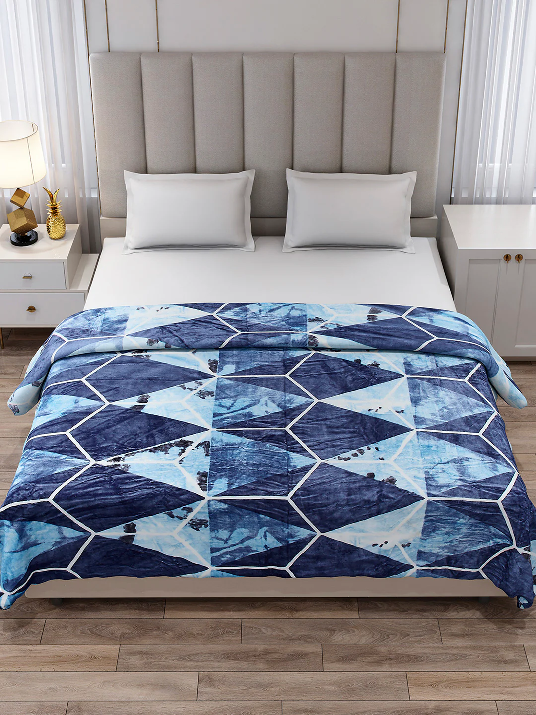 Printed Double Bed 233 GSM Blanket for AC Room - (Plushy) - Image 2