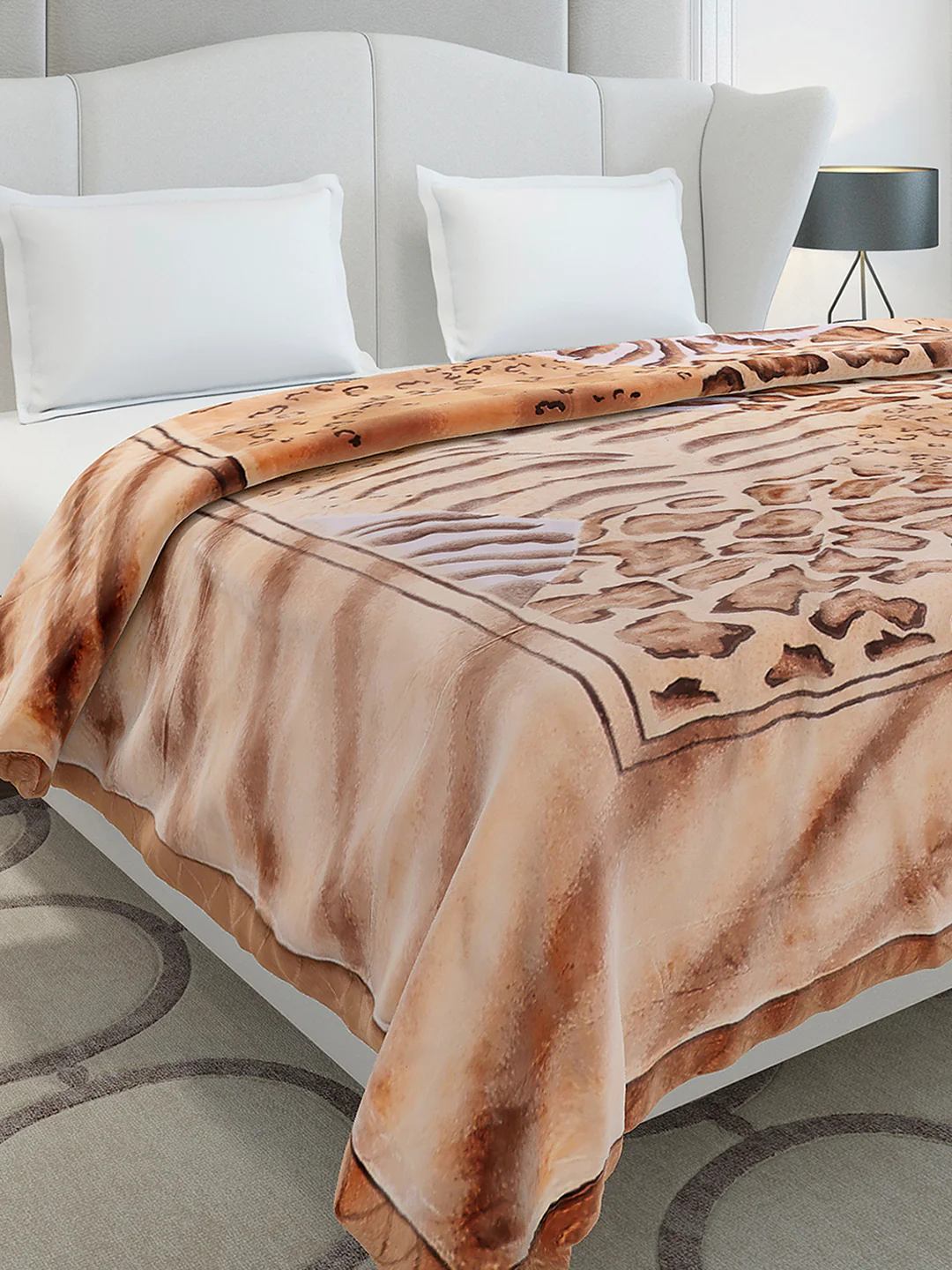 Printed Double Bed 3 Ply, 909 GSM Blanket for Heavy Winter - (Wild Side)