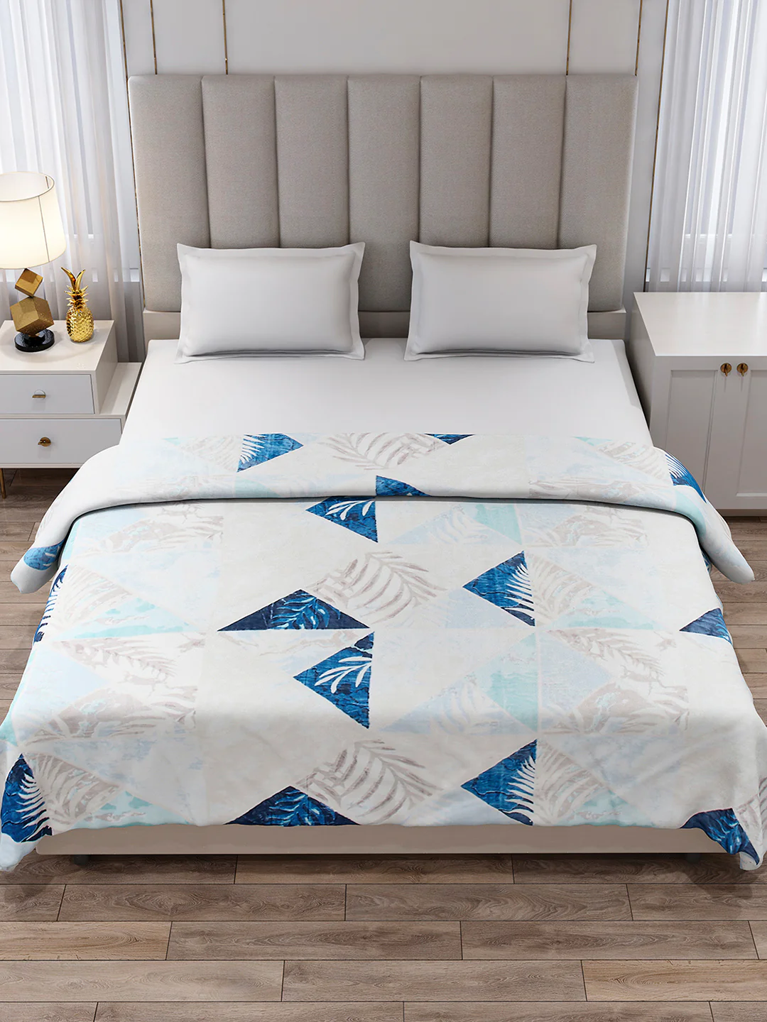 Printed Double Bed 300 GSM Blanket for AC Room - (Legacy) - Image 2