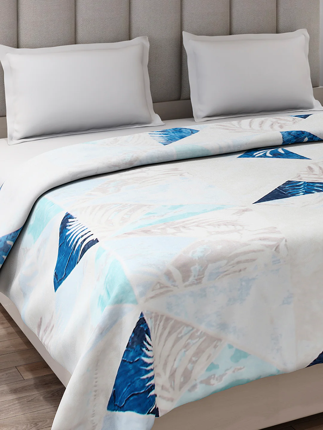 Printed Double Bed 300 GSM Blanket for AC Room - (Legacy) - Image 4