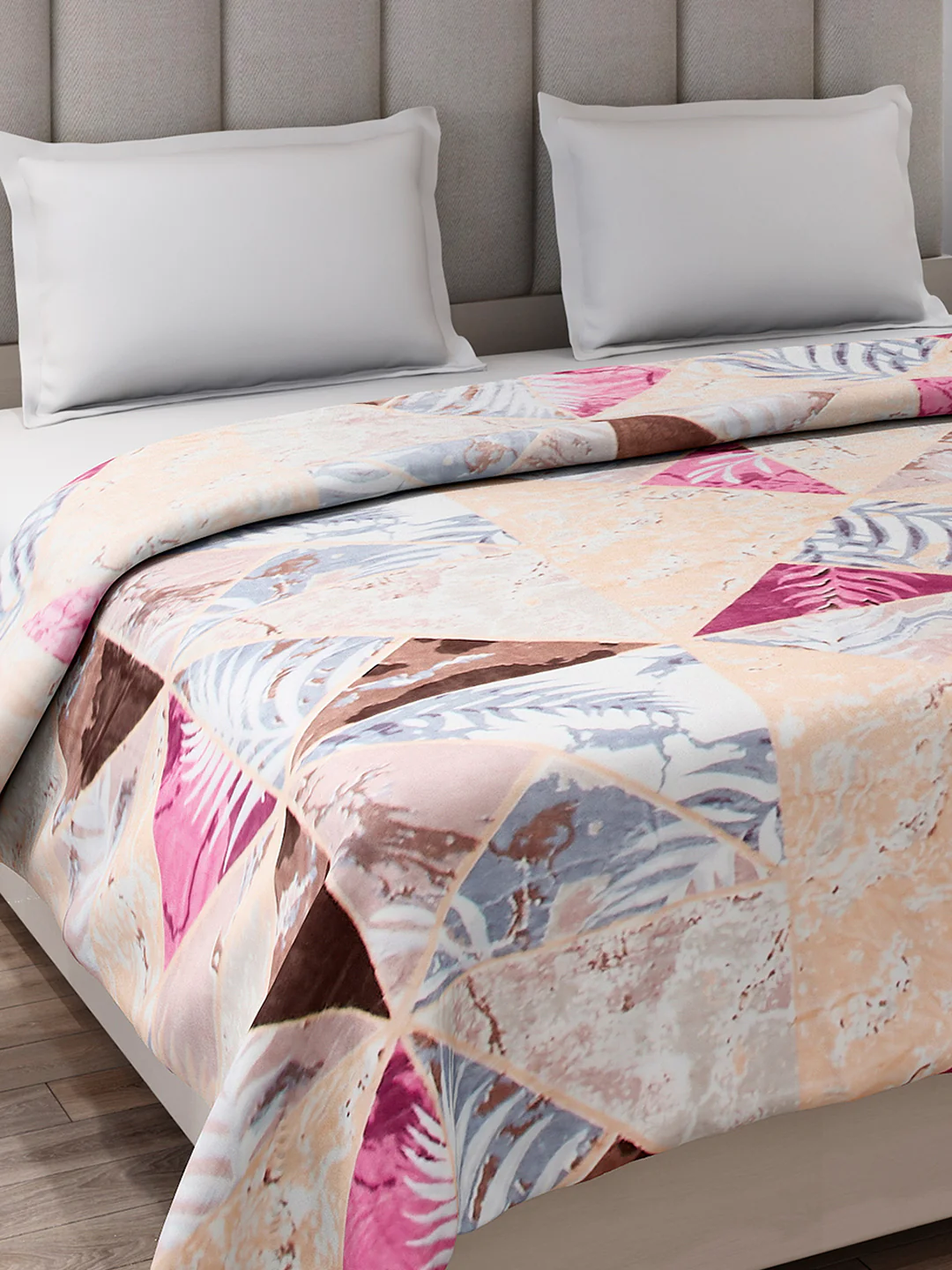 Printed Double Bed 300 GSM Blanket for AC Room - (Legacy) - Image 4