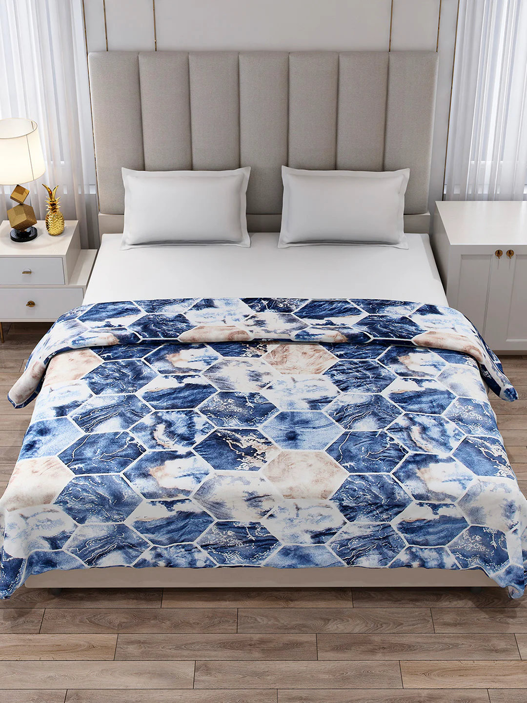 Printed Double Bed 354 GSM Blanket for AC Room - (Opera) - Image 2