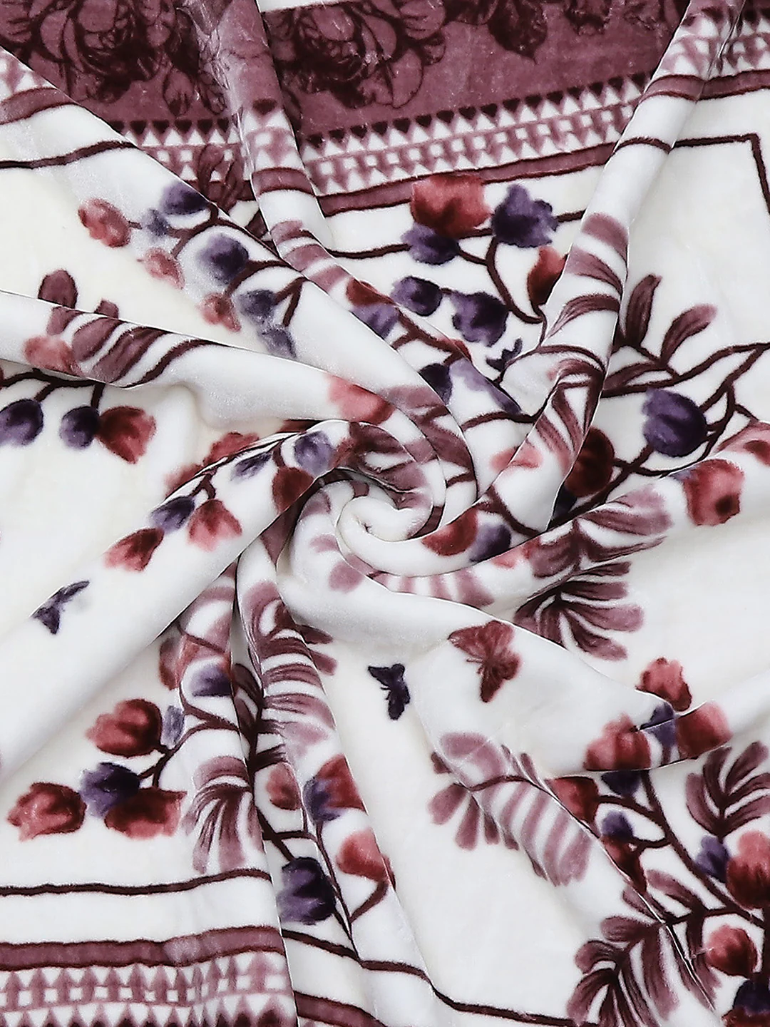 Printed Double Bed 900 GSM Blanket for Heavy Winter -1 Ply (Weight 4.9 kg) - Image 7