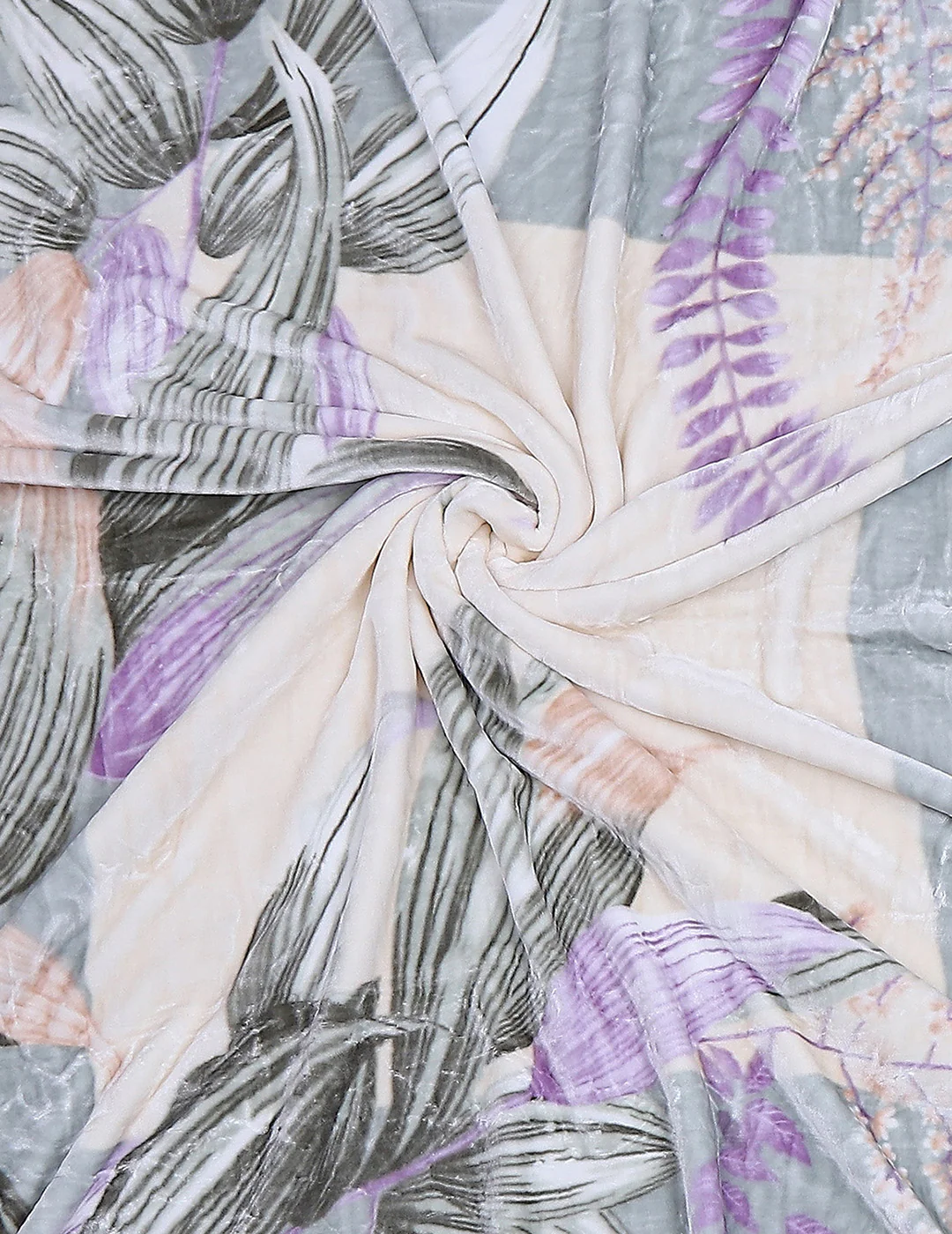 Printed Double Bed Bedding Set - Image 11